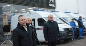 Медучреждения региона получили 12 новых машин скорой помощи
