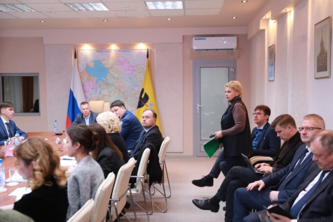 В следующем году в Ярославской области отремонтируют подъезды к 160 социальным учреждениям