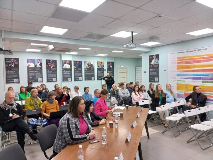 В Рыбинске «рисовали» портрет туриста и искали «магниты» для его привлечения