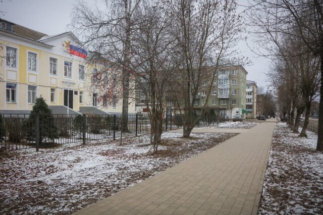 Ремонт тротуара по проспекту Серова перенесли на 2024 год