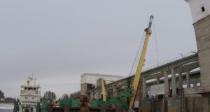 На Рыбинской ГЭС заменили ремонтный затвор