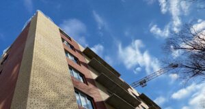 С начала года в Ярославской области расселили более 10 тысяч квадратных метров аварийного жилья