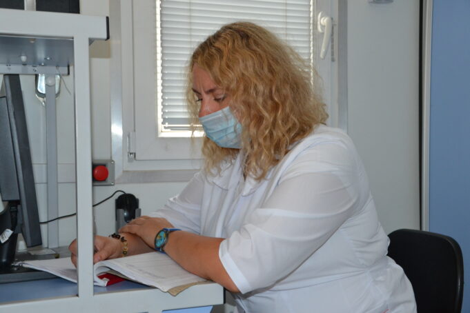 Выплаты сельским врачам в Ярославской области увеличат в два раза