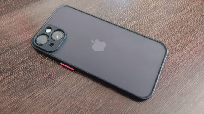 В Рыбинске во время праздника у фотографа украли телефон