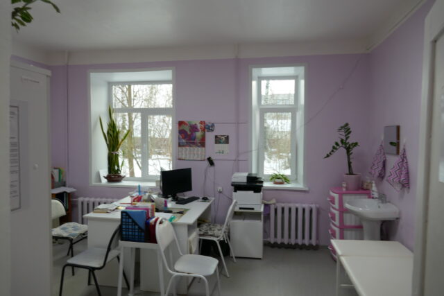 В Рыбинском районе проинспектировали амбулатории и строящуюся в Погорелке школу