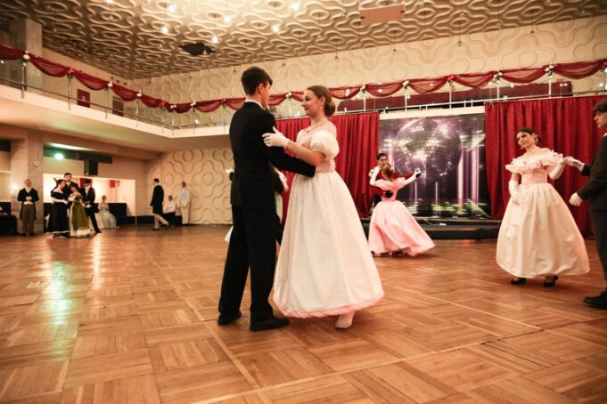 Рыбинцев приглашают на вечер в духе дворянских традиций