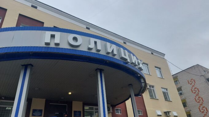 Горожанки отдали мошенникам свои накопления