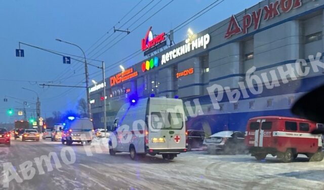 В Рыбинске эвакуировали посетителей торгового центра