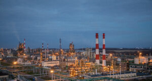 Губернатор Ярославской области дал комментарий об атаке беспилотника на НПЗ