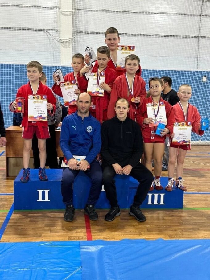 Воспитанники СШОР «Метеор» завоевали десяток наград на турнире клуба «Динамо»