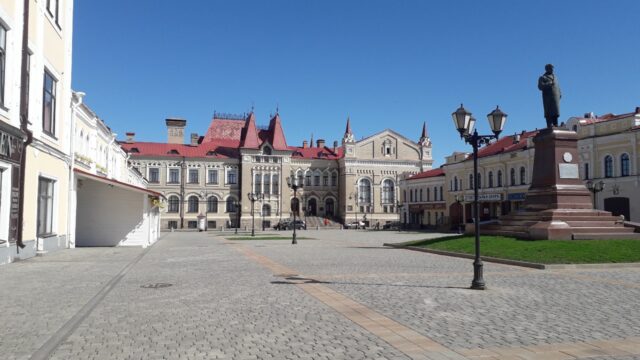 В Рыбинском музее-заповеднике откроется новая выставка художницы из Новосибирска