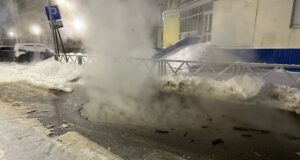 На Скомороховой горе устраняли коммунальную аварию