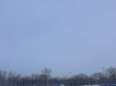 На стадионе «Восход» в Гагаринском районе начал работу каток