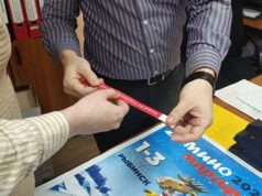 В Рыбинске выдают браслеты болельщиков Ростех Деминского марафона