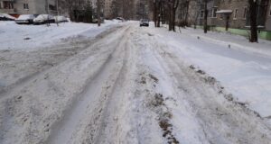 Рыбинцам на заметку: куда жаловаться на некачественную уборку придомовых территорий