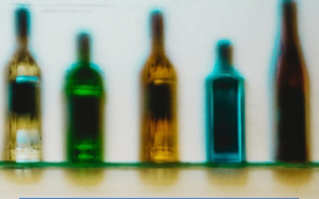 В Ярославской области ужесточили закон о продаже слабоалкогольных напитков в «наливайках»