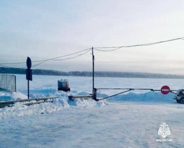 В Глебово закрыта ледовая переправа