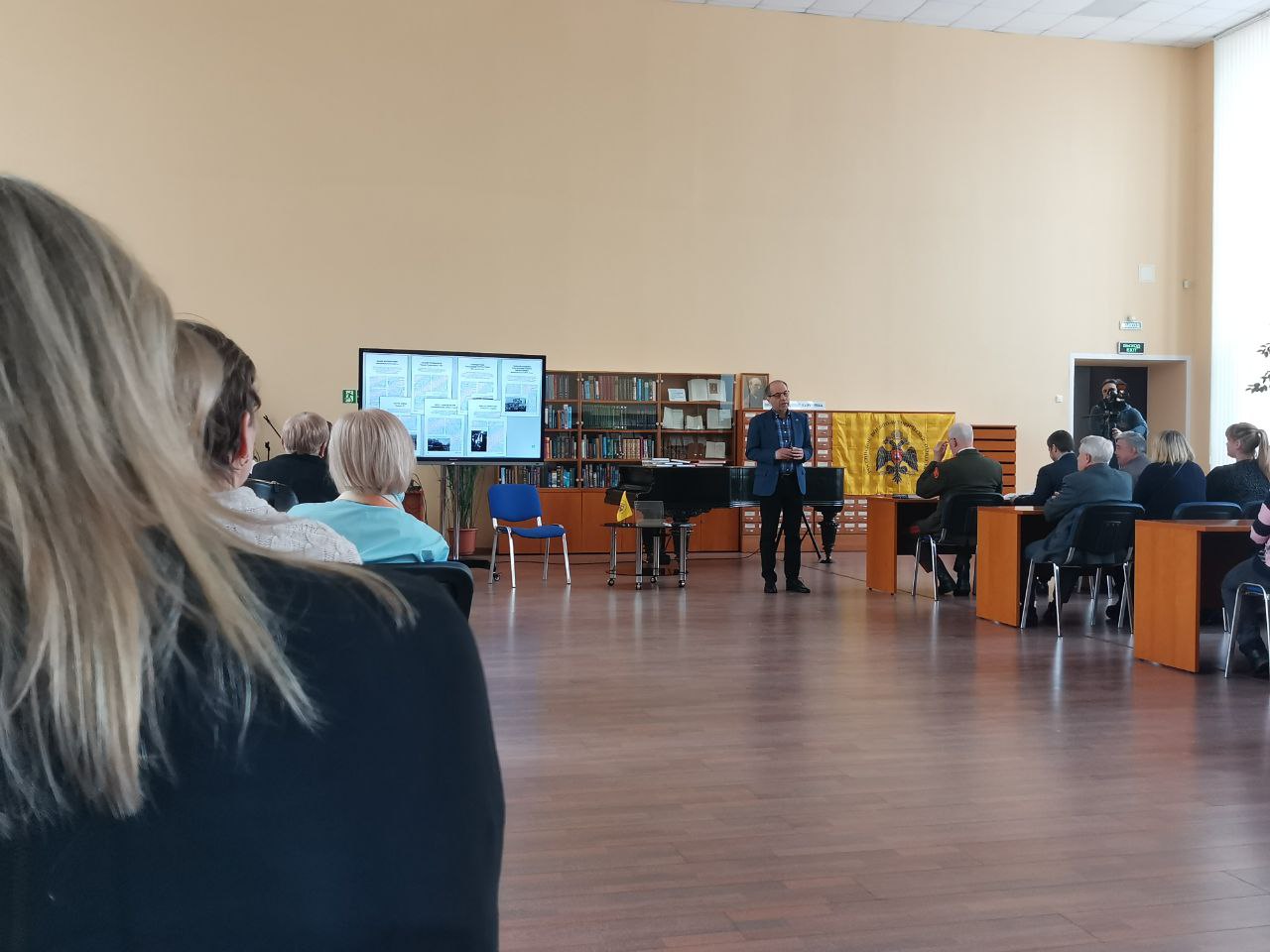 В БИЦ «Радуга» прошла презентация альманаха «Рыбинск – город трудовой доблести»