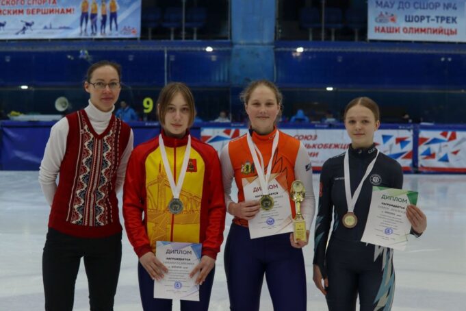 В Рыбинске прошли всероссийские соревнования по шорт-треку «Сочинский Олимп»