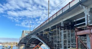 Волжский мост к концу недели полностью перекроют