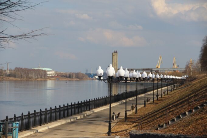 Рыбинцев приглашают на экскурсию с колясками