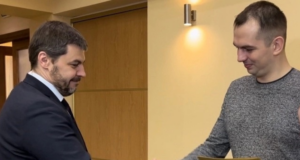 Многодетная семья в Рыбинске получила возможность переехать из однокомнатной квартиры