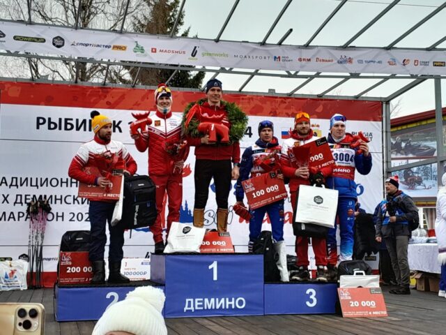 Триумфаторы XVII Ростех Деминского марафона искупались в зрительской любви