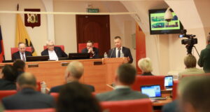 Экономика региона прошла период оздоровления: Михаил Евраев представил отчет о работе Правительства области за 2023 год