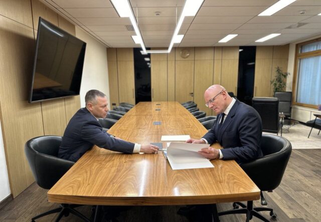 Темы спорта и туризма в Ярославской области обсудили Дмитрий Чернышенко и Михаил Евраев