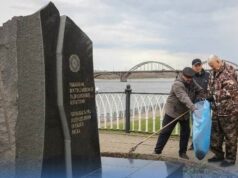 В Рыбинске прошел субботник у памятника жертвам радиационных катастроф