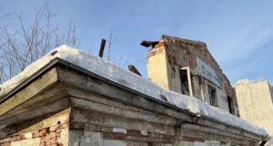 В Рыбинске снесли самый старый одноэтажный дом