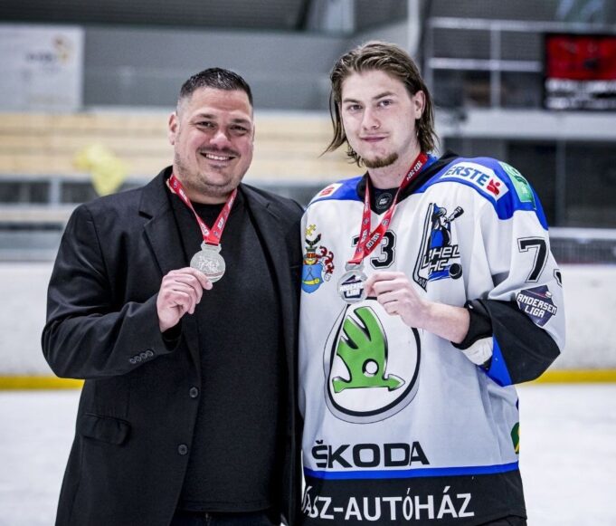 Хоккеист из Рыбинска Даниил Тюриков стал серебряным призером венгерской Андерсен Лиги