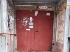 Прокуратура Рыбинска обязала управляющую компанию к ремонту крылец у многоквартирного дома