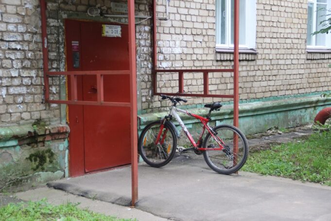 В Рыбинске мужчина украл детский велосипед