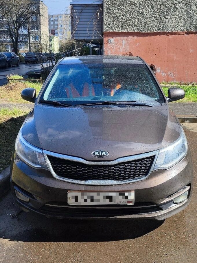 Житель Рыбинска не захотел расставаться с иномаркой, поэтому заплатил долг