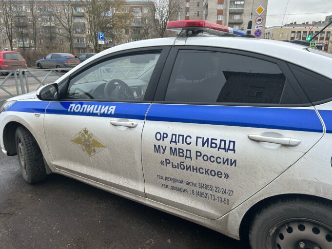 В Рыбинске полицейские стреляли по авто с несовершеннолетним водителем