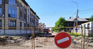 Ремонт теплотрассы на улице Радищева продолжается