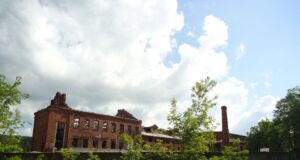 Здание фарфорового завода в Рыбинском районе изъяли у собственника