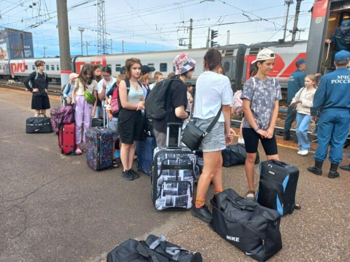 Школьники из Запорожской области проведут смену в лагере под Рыбинском