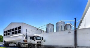 Ужасный запах: в Рыбинске проверят птицефабрику «Волжанин»