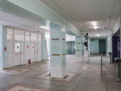 В школе №5 ремонтируют фойе про проекту учеников