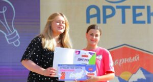 Школьницы из Рыбинского района стали победителями и призерами «Большой перемены»