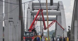 Для бетонирования моста в Рыбинске был организован судоходный реверс