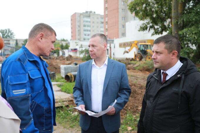 Михаил Евраев проинспектировал строящиеся объекты в Переславле-Залесском