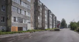 На улице Алябьева в Рыбинске укладывают второй слой асфальта