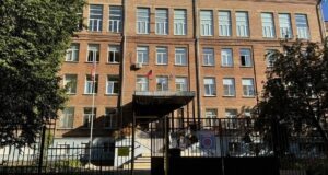 Детский омбудсмен Ярославской области проинформировал прокуратуру о реорганизации школ в Рыбинске и Ярославле