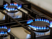 Ярославские газовики напоминают о необходимости регулярной проверки тяги в вентиляционных каналах и дымоходах