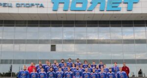 Мимо хоккея!