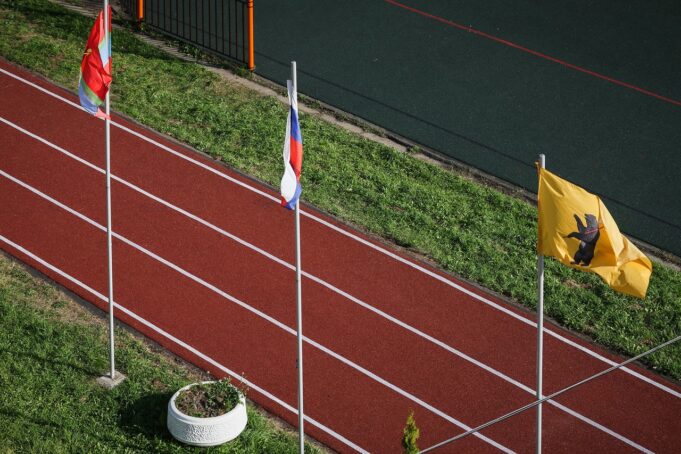 У школы №5 после ремонта открыли обновленную спортивную площадку