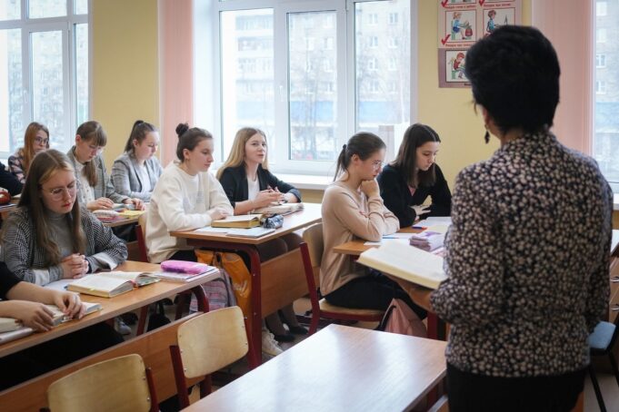 Одаренные школьники Рыбинска будут получать ежемесячную стипендию